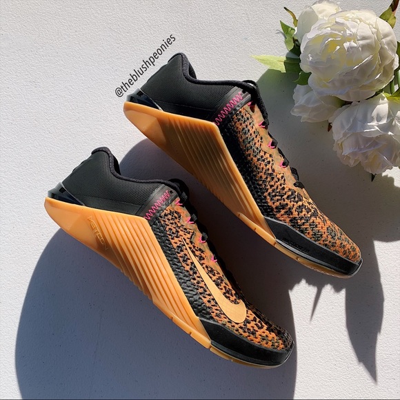 Nike Metcon 6 Women's Training Shoe NWT - Picture 7 of 13